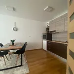 Luxe Melek Apartment